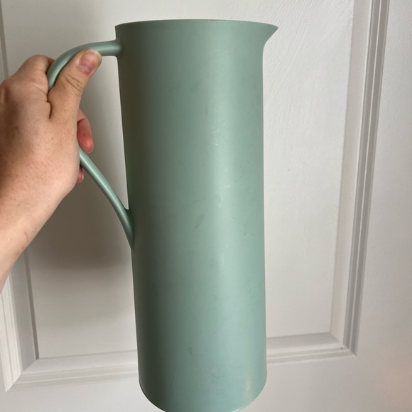 IKEA Behovd Vacuum Flask Light Green Beige 34 oz - Picture 4 of 7